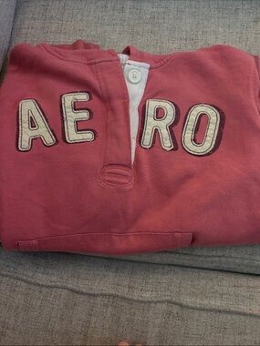 Aeropostale Rose Pink Henley Pullover with Cream Appliqué